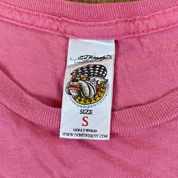 Ed Hardy Pink Cropped T-shirt - Picture 5 of 6